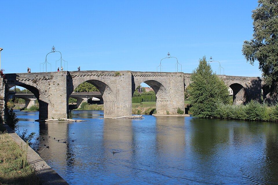 Le Pont-Vieux de Carcassonne sur l'Aude